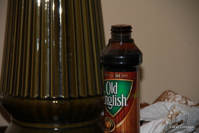 ceramic base with teak wood