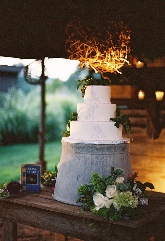 cake stand galvanized bucket