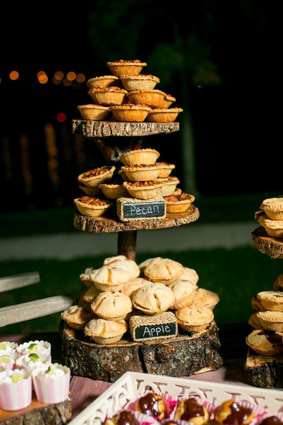 cake stand wood